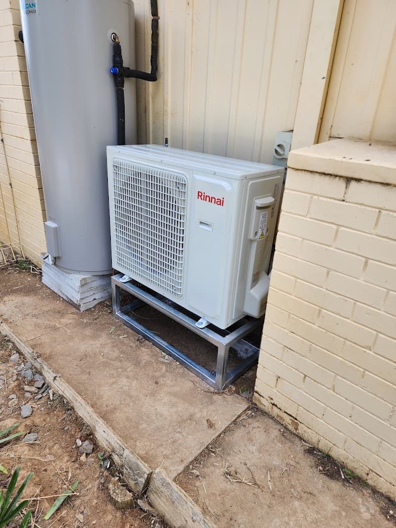 Holloway Air & Electrical air conditioning work in East Bendigo