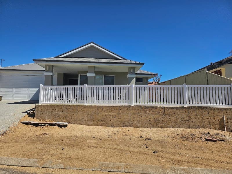 Hollywood Touch fencing work in East Bunbury