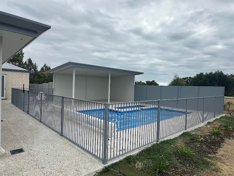 Hollywood Touch fencing work in East Bunbury
