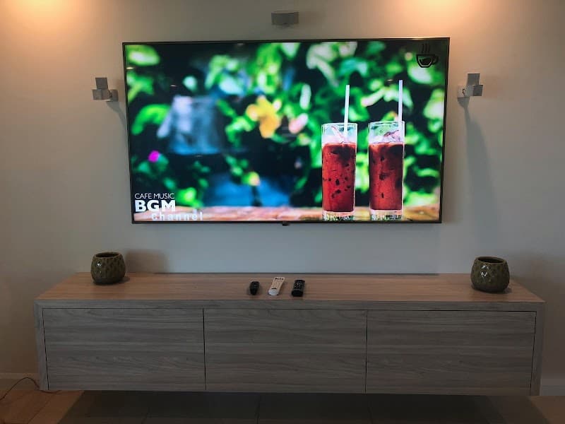 Home Entercom Services Pty Ltd antenna & tv work in Trinity Beach
