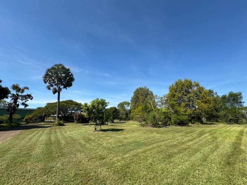 Home Grown Lawn Mowing gardening work in Woodroffe