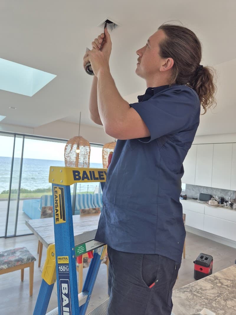 Home Wise Electrical | Electrician Central Coast electrician work in Wamberal