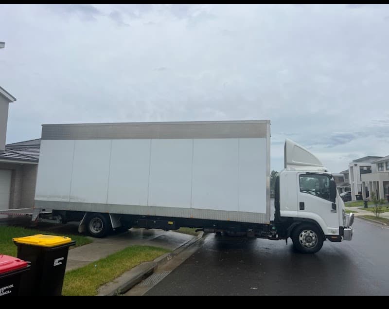 House to home Removalist services removalist work in Balmain