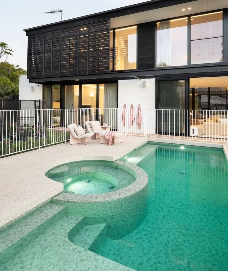HP Pools & Outdoors pool builder work in Somerton Park