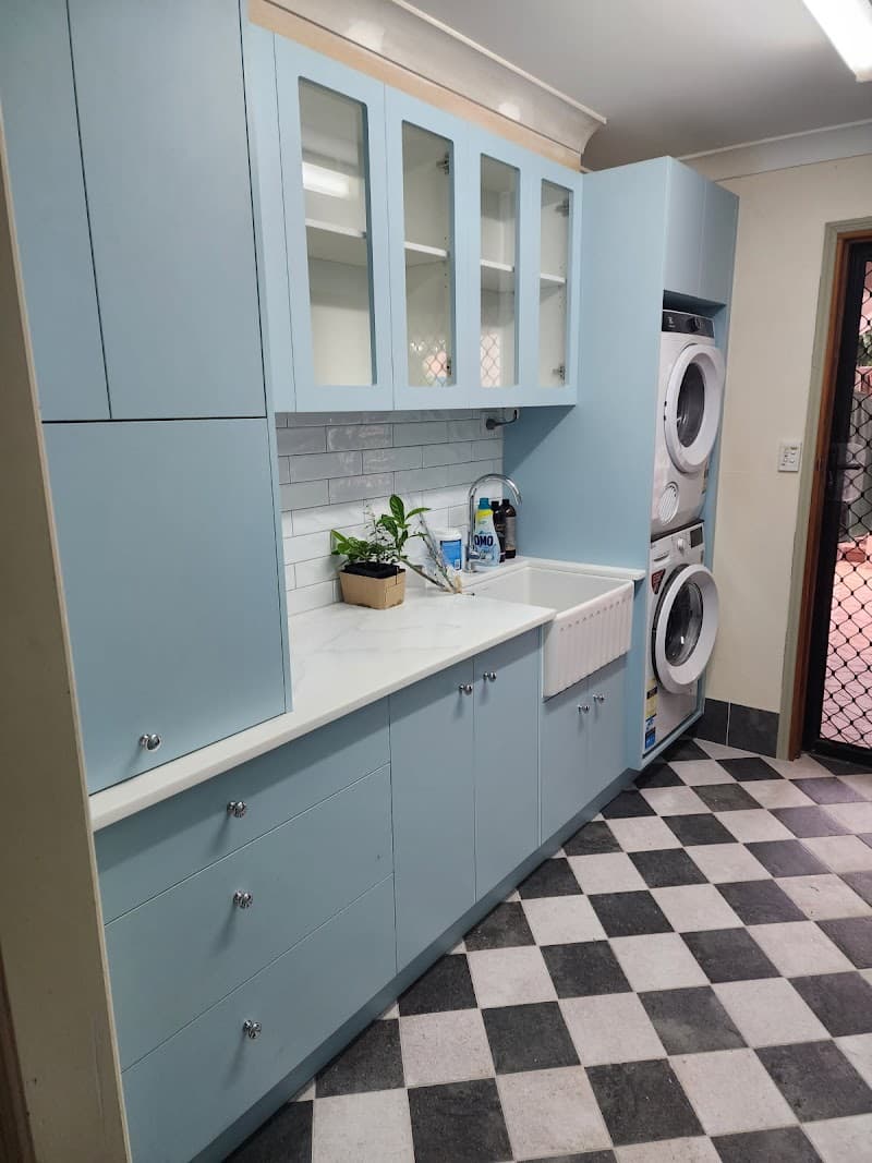 HSH Cabinets and Furniture Pty Ltd kitchen renovation work in Idalia