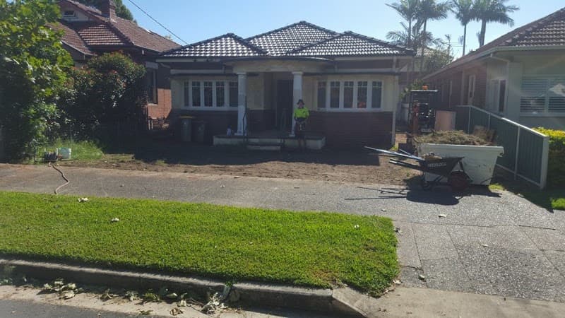 Hulk Yard and Lawn Services gardening work in Hamilton South