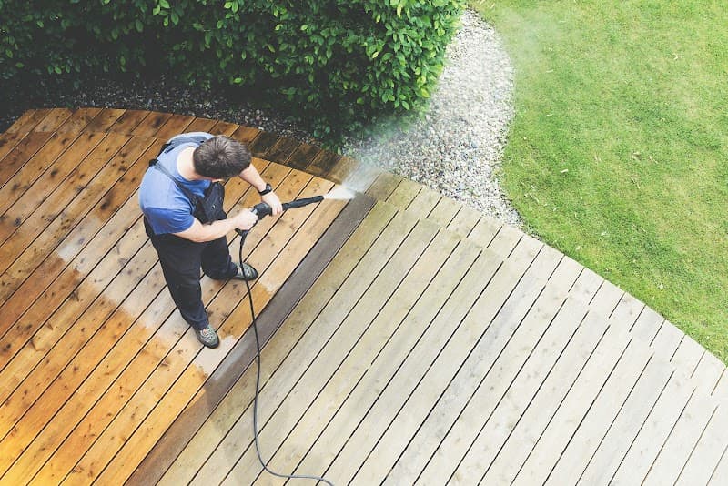 Hydro Blast | Pressure Cleaning Services pressure washing work in North Geelong