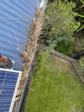 I Clean solar panel installation work in Ipswich