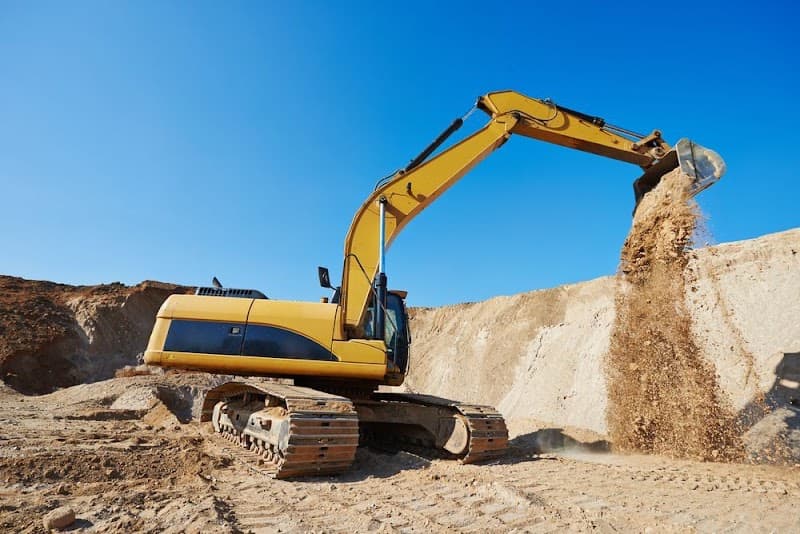 Ian Brown Sand Supplies and Tipper Hire landscaping work in Port Macquarie