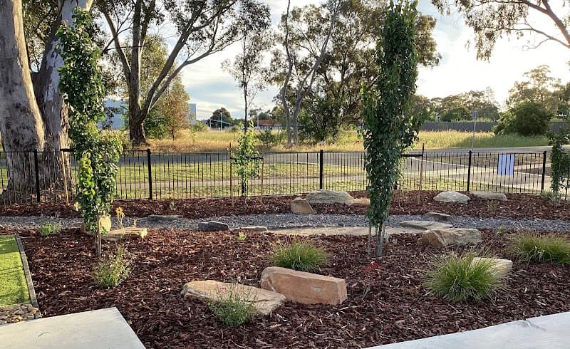 Ian Kelly Landscape Contractor landscaping work in Junortoun