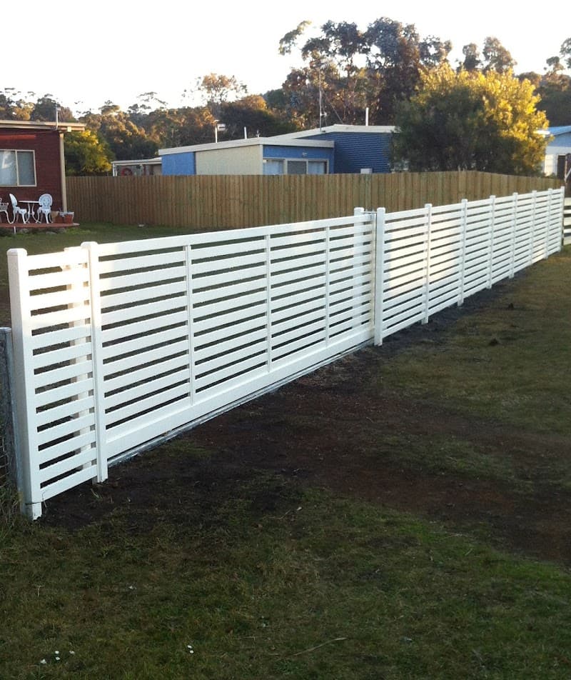 Ideal Fencing and Welding fencing work in Cambridge