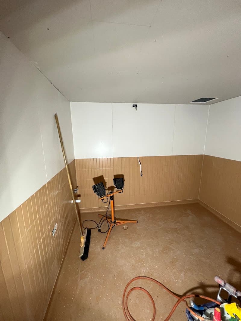 Ideal professional tiling Pty Ltd tiling work in Blakeview