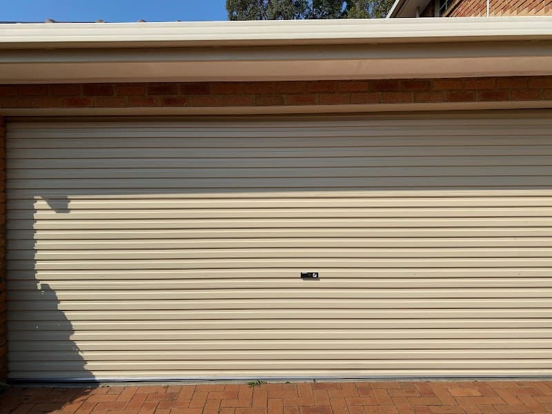 IM Garage Doors Repairs garage doors work in Buderim