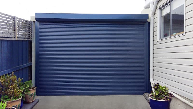 Independent Roller Door Services garage doors work in Cambridge