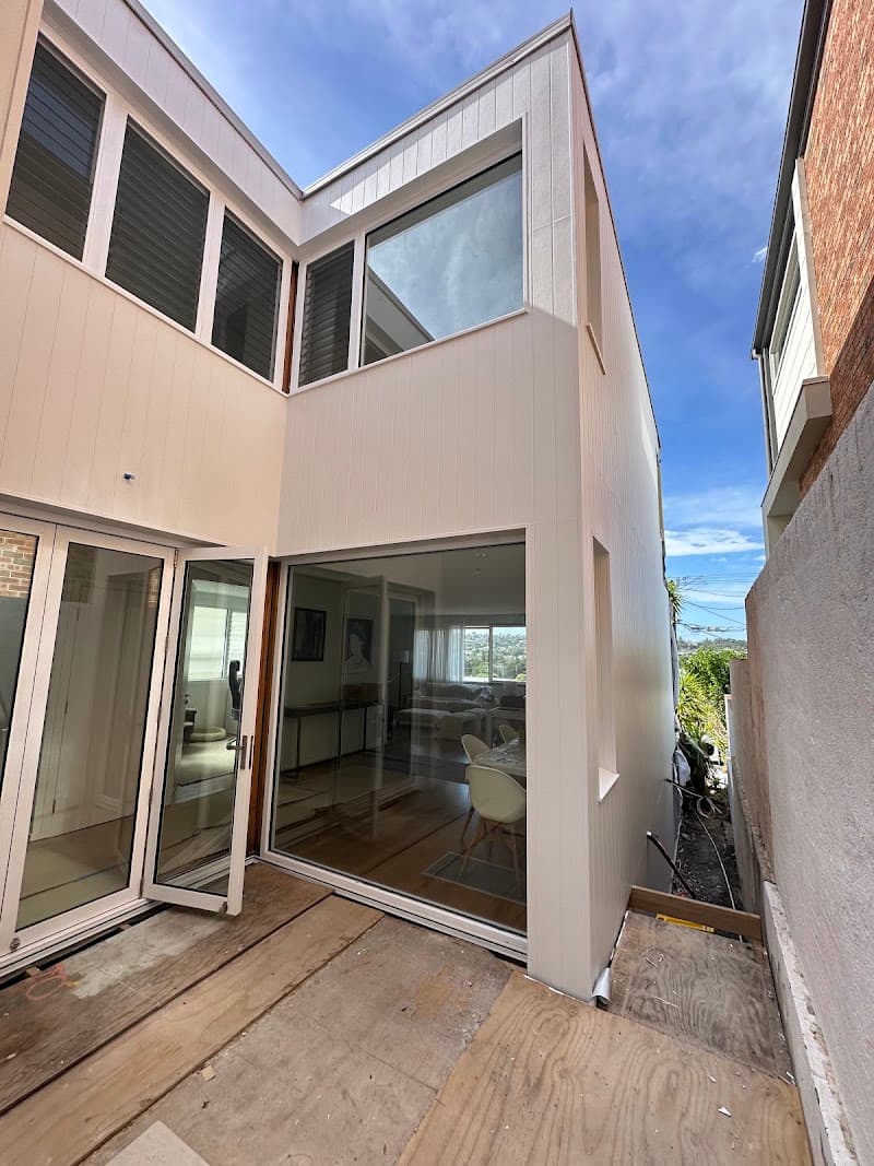 Innovak Painting Pty Ltd painter work in Dee Why