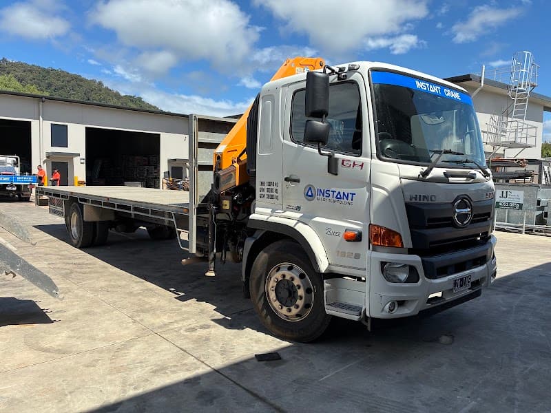 Instant Crane Trucks removalist work in Aeroglen