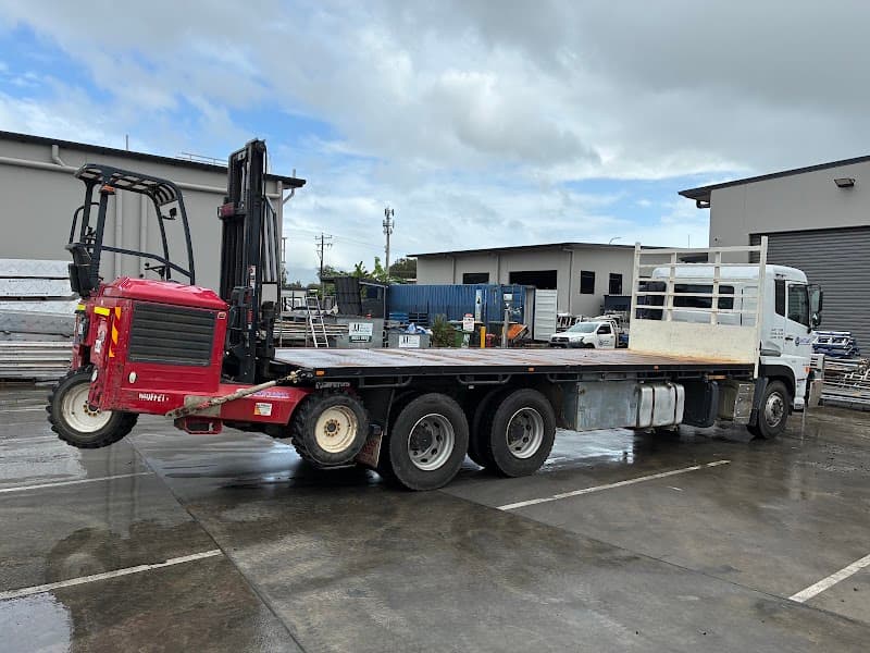 Instant Crane Trucks removalist work in Aeroglen