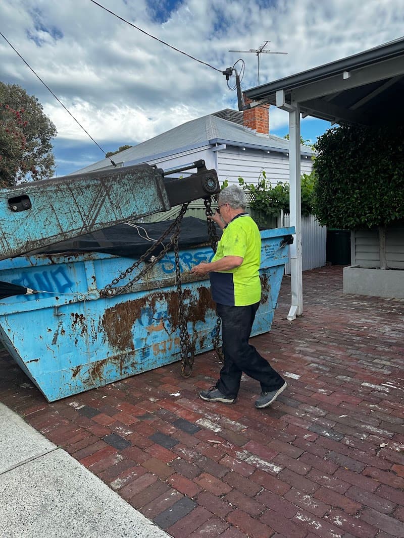 Instant Waste Management rubbish removal work in Bayswater