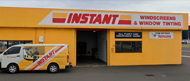 Instant Windscreens Bunbury - Repairs & Tinting glass & glazier work in Bunbury