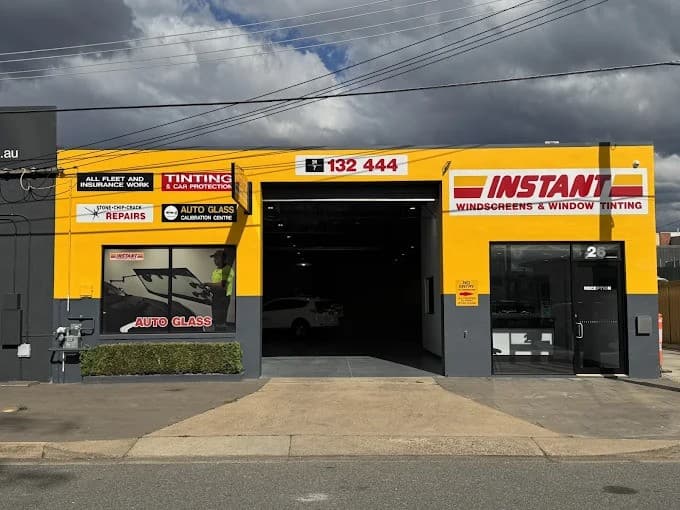 Instant Windscreens Canberra - Repairs & Tinting window tinting work in Fyshwick