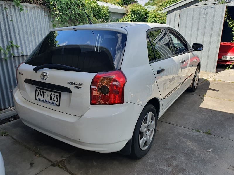 Instant Windscreens Edwardstown - Repairs & Tinting window tinting work in Melrose Park