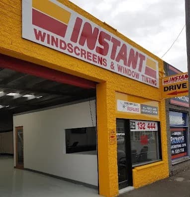 Instant Windscreens Geelong - Repairs & Tinting window tinting work in Belmont