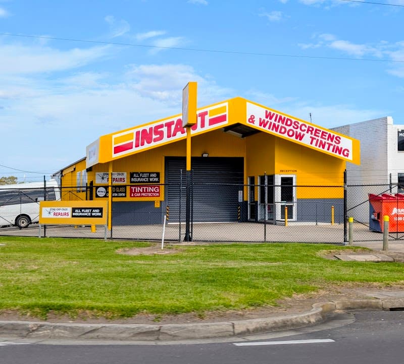 Instant Windscreens Geelong - Repairs & Tinting window tinting work in Belmont