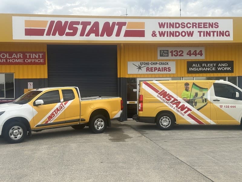 Instant Windscreens Port Macquarie - Repairs & Tinting glass & glazier work in Port Macquarie