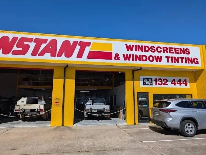 Instant Windscreens Townsville - Repairs & Tinting glass & glazier work in Garbutt