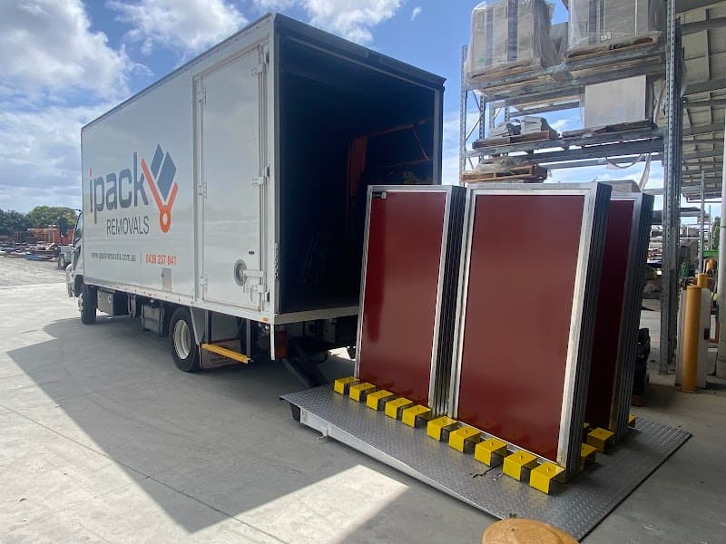 iPack Removals removalist work in Rangeville