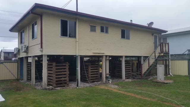 Ipswich House Removals removalist work in East Ipswich