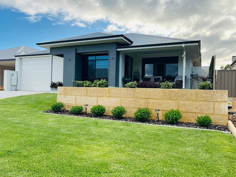 IQ Reticulation & Landscaping gardening work in Mandurah