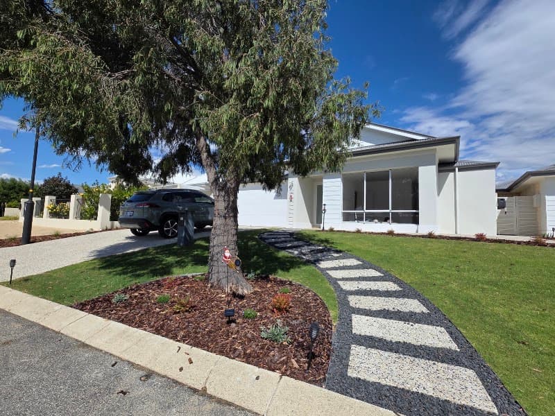 IQ Reticulation & Landscaping gardening work in Mandurah