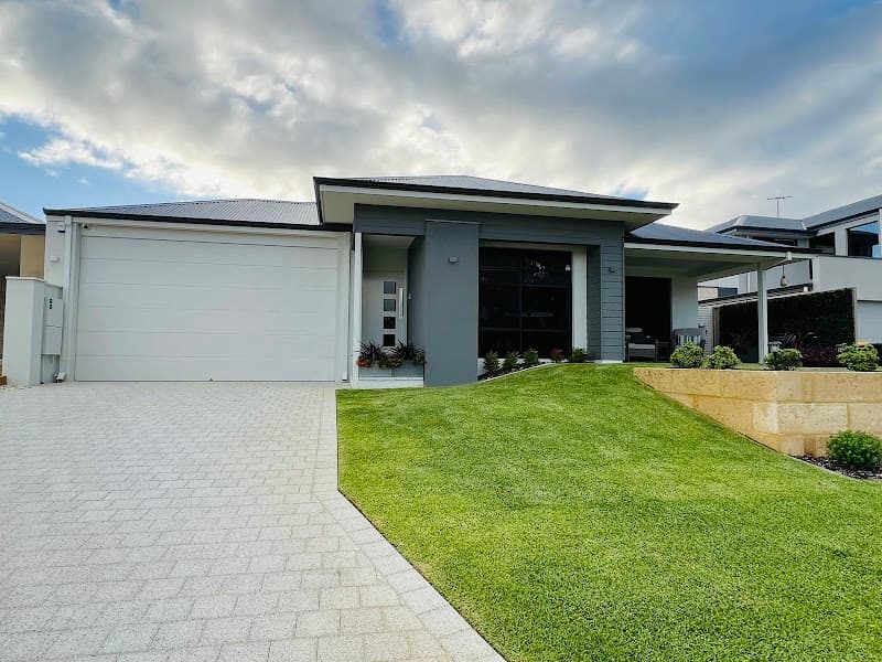 IQ Reticulation & Landscaping gardening work in Mandurah