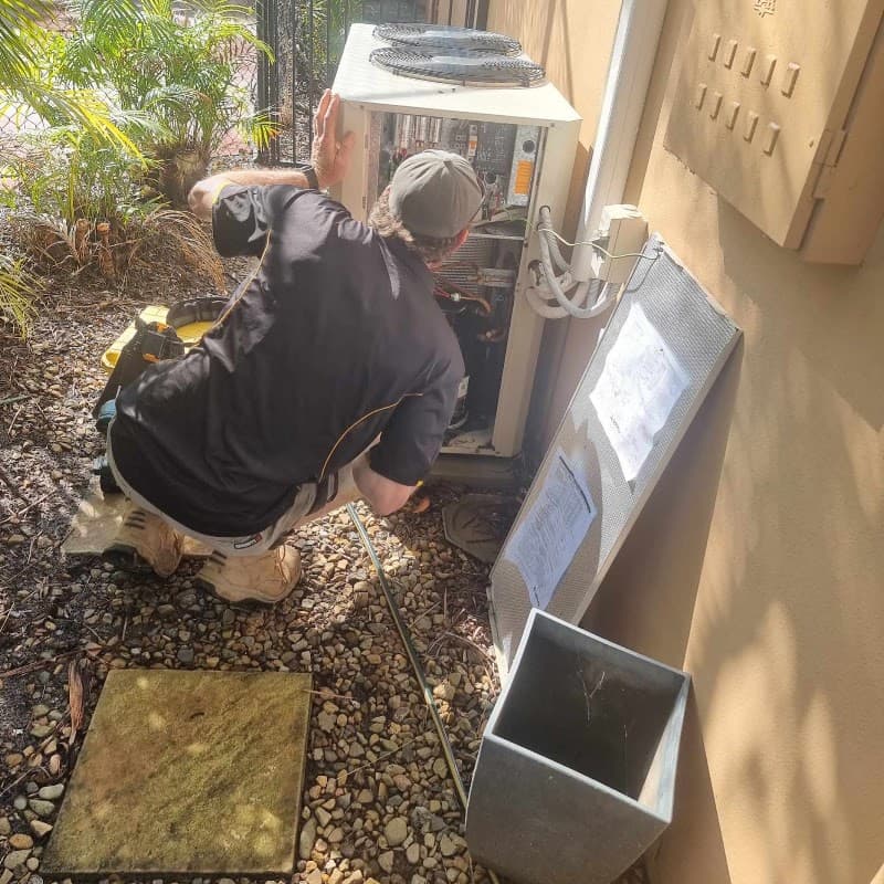 Irving Refrigeration air conditioning and servicing Bundaberg air conditioning work in Gooburrum