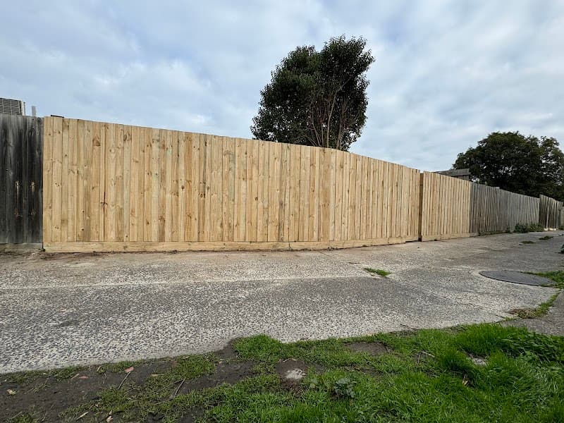 Ivy Fencing Solutions fencing work in South Melbourne