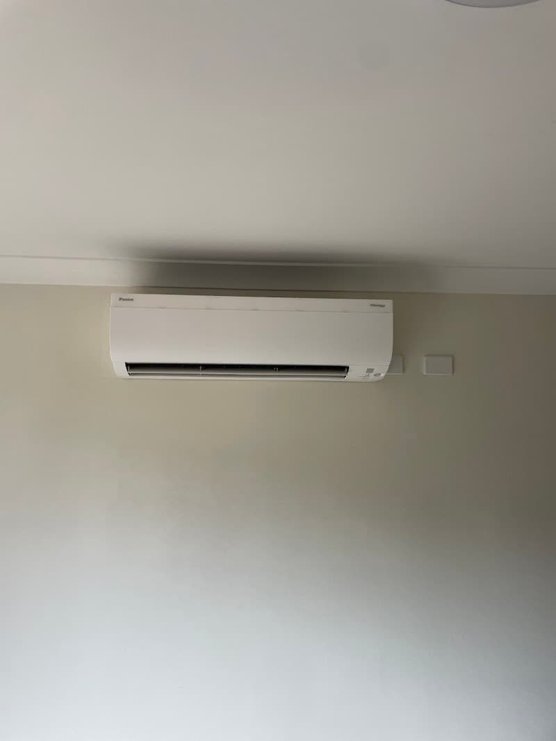 J H Air conditioning installation & repairs | Air Conditioning Cotswold Hills air conditioning work in Cotswold Hills