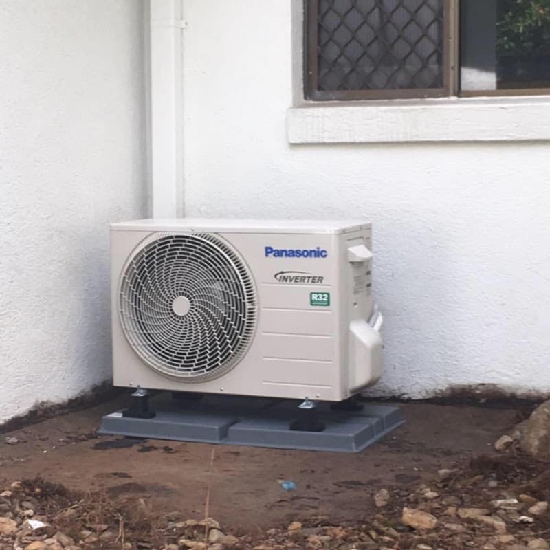 J H Air conditioning installation & repairs | Air Conditioning Cotswold Hills air conditioning work in Cotswold Hills