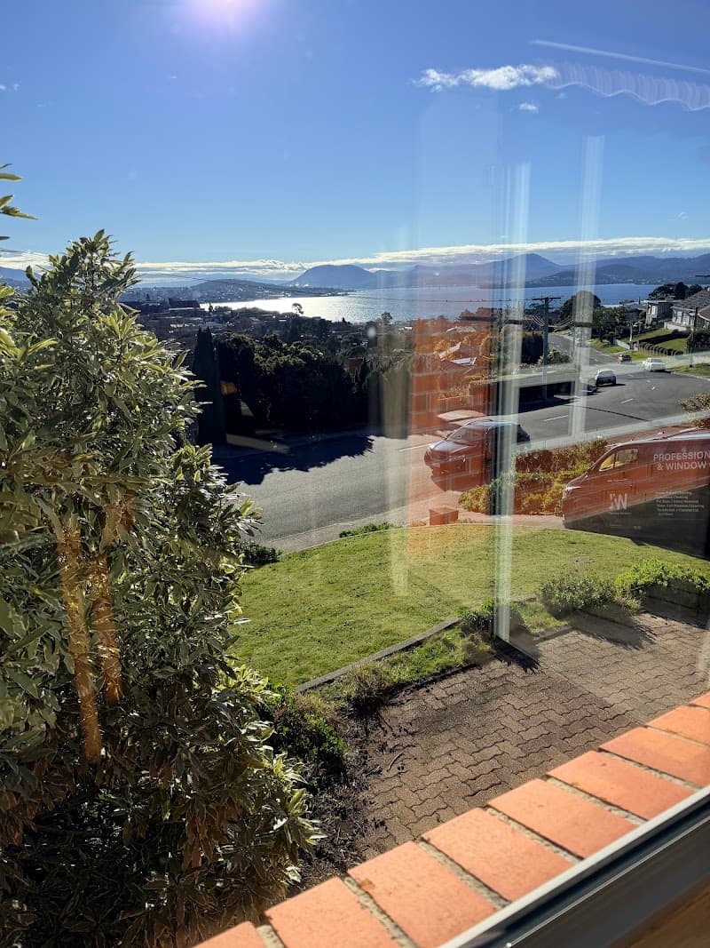 J W Cleaning Services oven & bbq cleaning work in Hobart