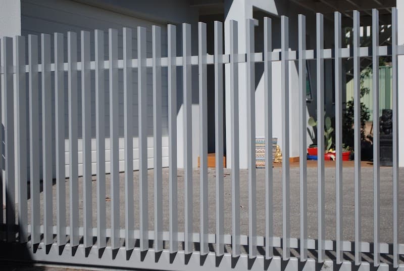 Jackal Fencing fencing work in Long Gully