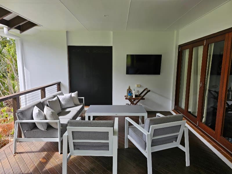 Jack's Glass & Security Screens glass & glazier work in Pialba