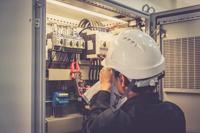 J.A.F Electrical Solutions electrician work in Kawana