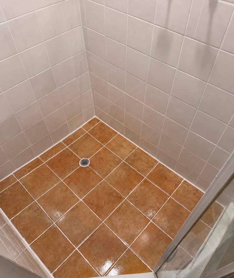 JB Tiling & Regrouting tiling work in Stirling