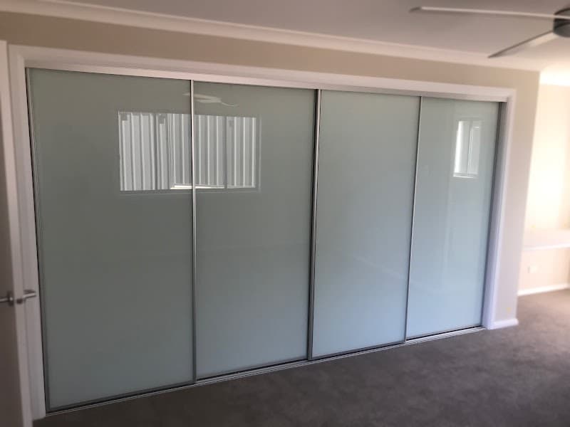 JBL Glass glass & glazier work in Thrumster