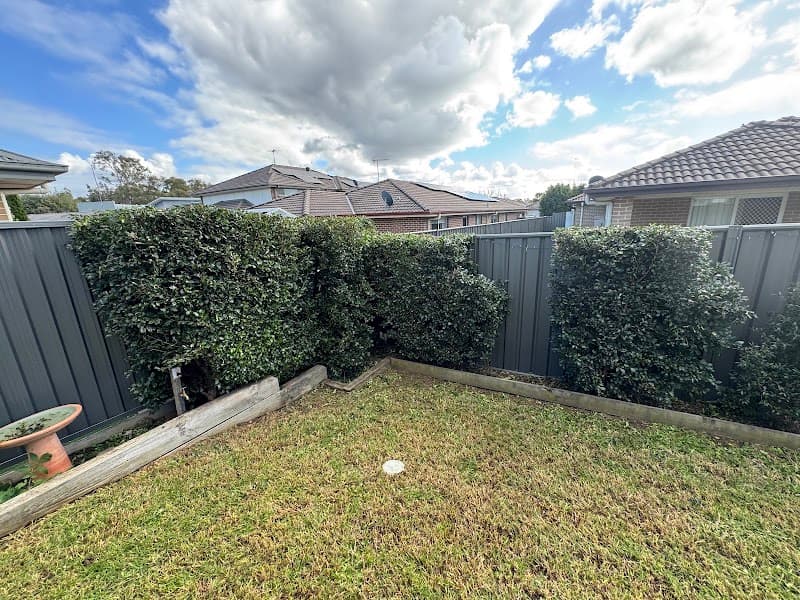 JBP lawn and garden maintenance lawn care work in Glenmore Park