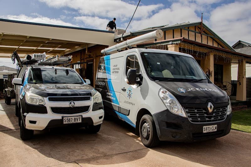 JC Energy solar panel installation work in Para Hills West