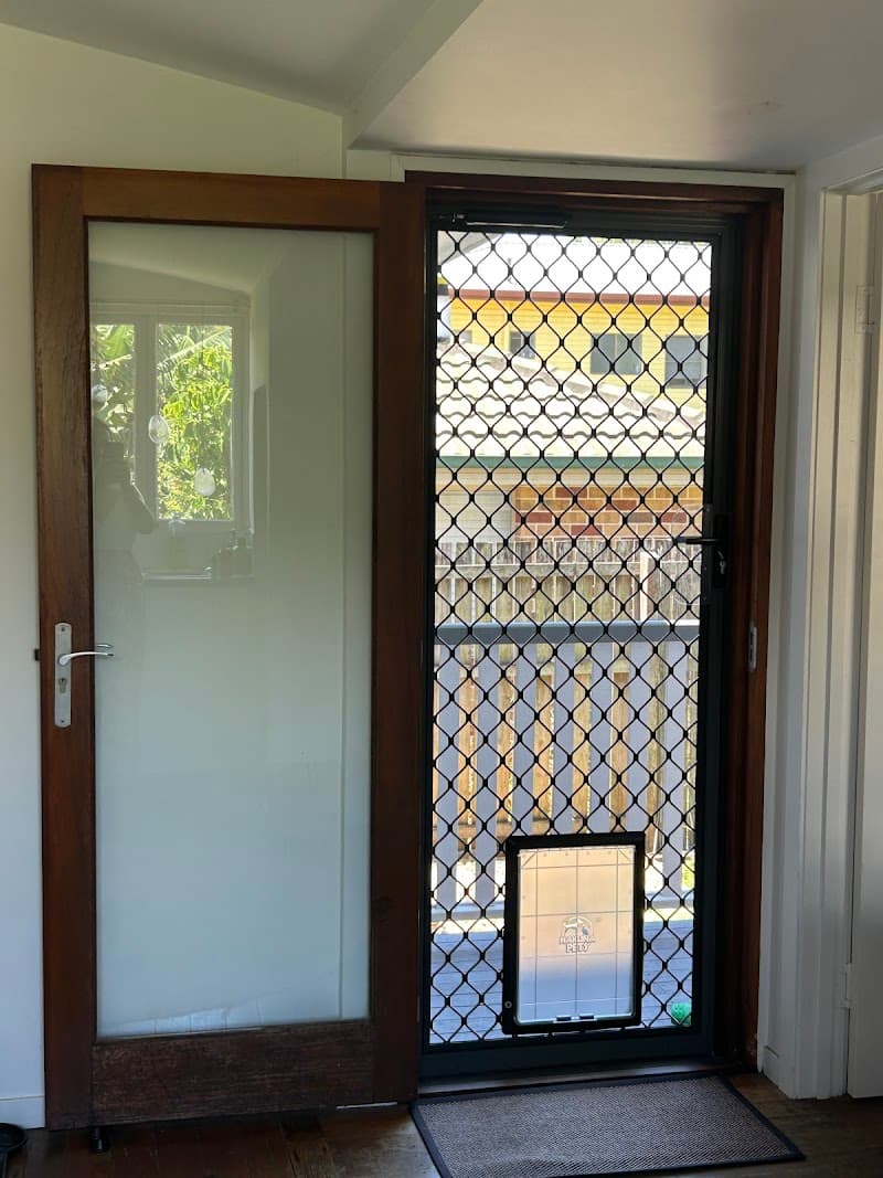 Jesse's Screens & Blinds curtains & blinds work in Ormiston