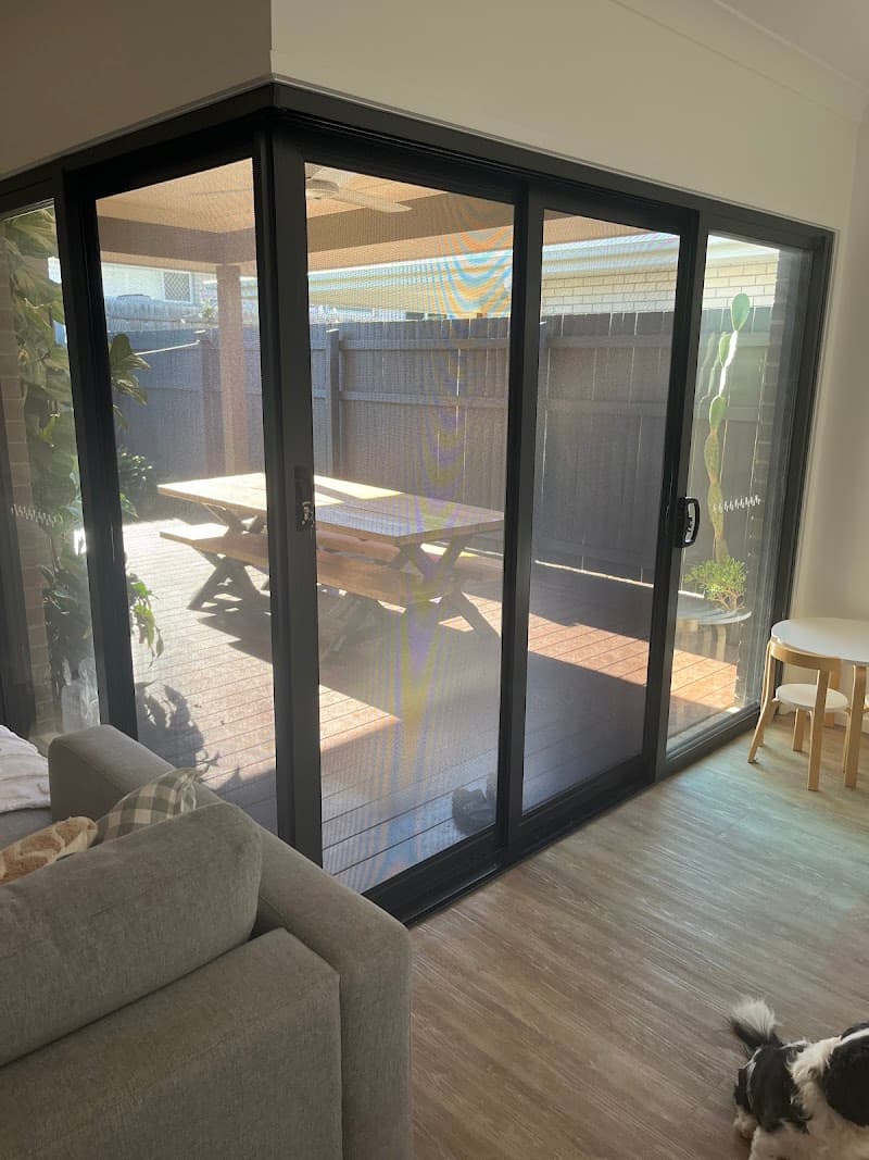 Jesse's Screens & Blinds curtains & blinds work in Ormiston