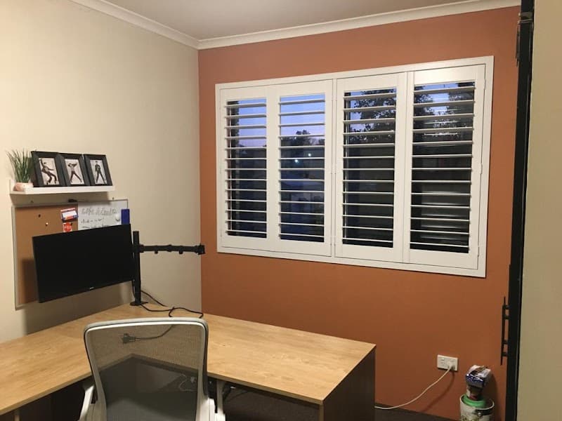 Jesse's Screens & Blinds curtains & blinds work in Ormiston