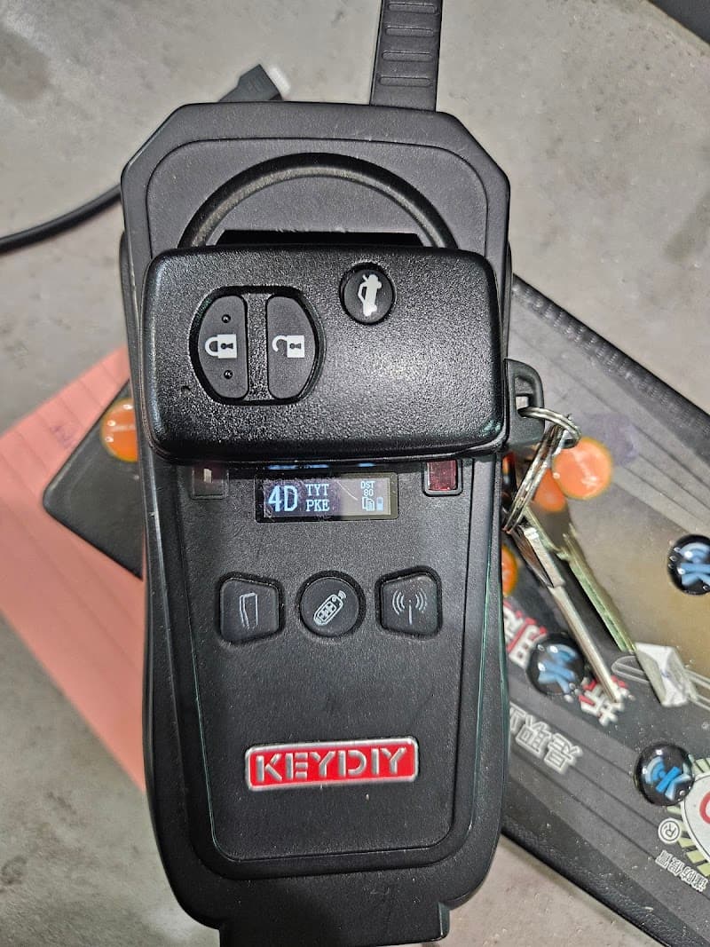 Jess's Keys & Solutions locksmith work in Logan Central